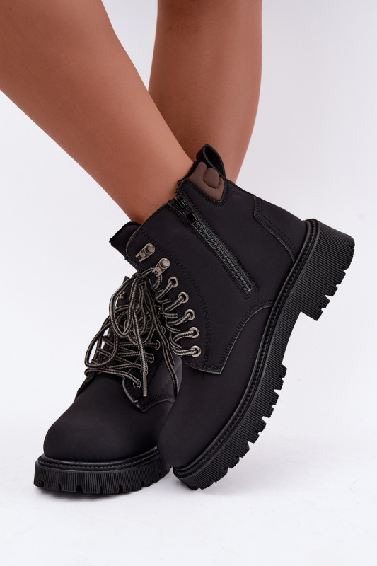 Schwarze gefütterte Stiefelette aus Kunstleder mit Plateau