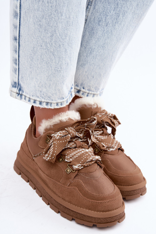 Schnürbare Schneestiefel aus Veloursleder