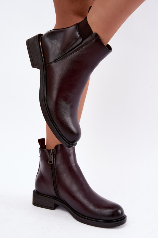 Gefütterte bordeauxrote Stiefelette aus Kunstleder mit flachem Absatz