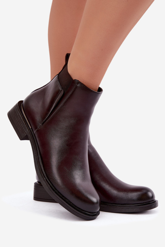 Gefütterte bordeauxrote Stiefelette aus Kunstleder mit flachem Absatz