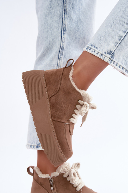 Snowboots mit Lammfell auf Plateausohle, beige