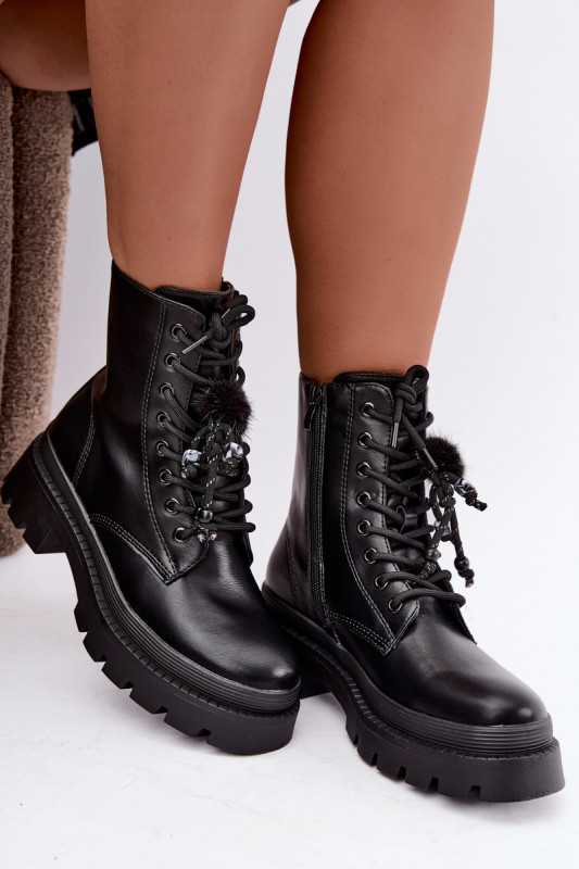 Schwarze Ankle-Workery mit Plateau und dekorativem Bommel