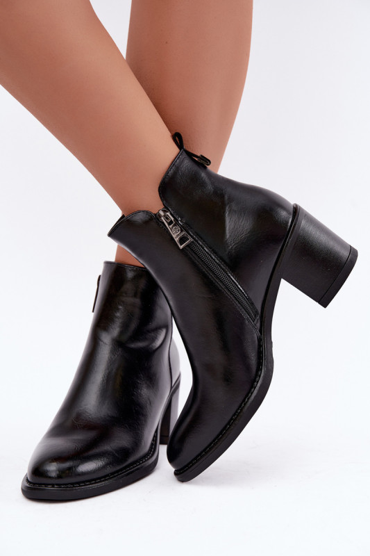 Gefütterte Stiefelette mit Blockabsatz, schwarz, Kunstleder