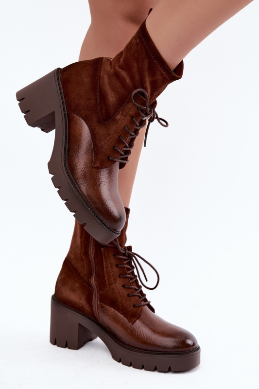 Braune Stiefelette mit Blockabsatz aus Kunstleder und Wildleder