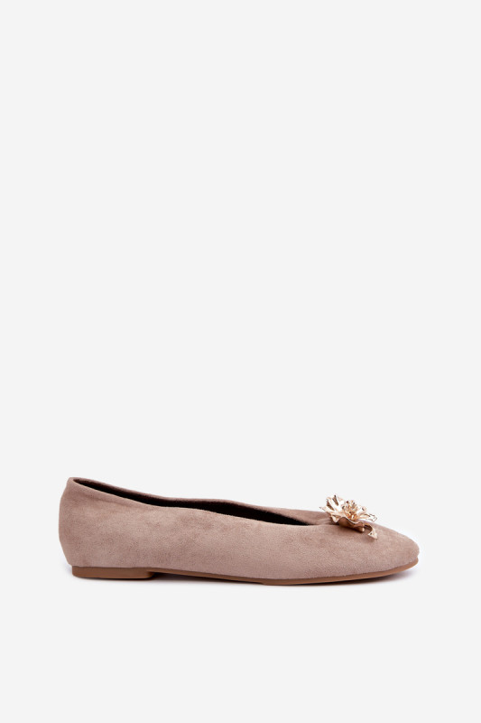 Beige Ballerinas mit Schmuckverzierung