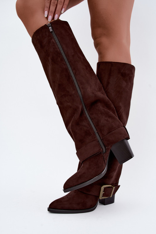 Stiefel mit Blockabsatz, umgeschlagenem Schaft und Schnalle, braun