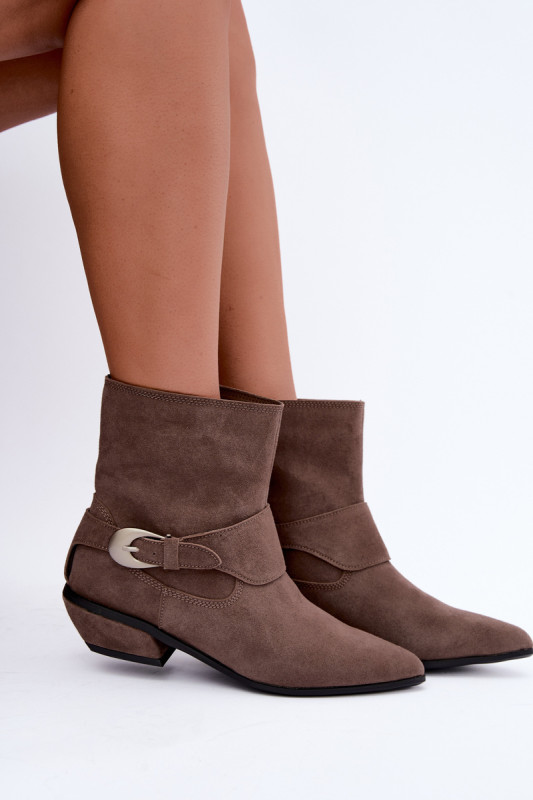 Gefütterte beige Stiefelette aus Wildleder