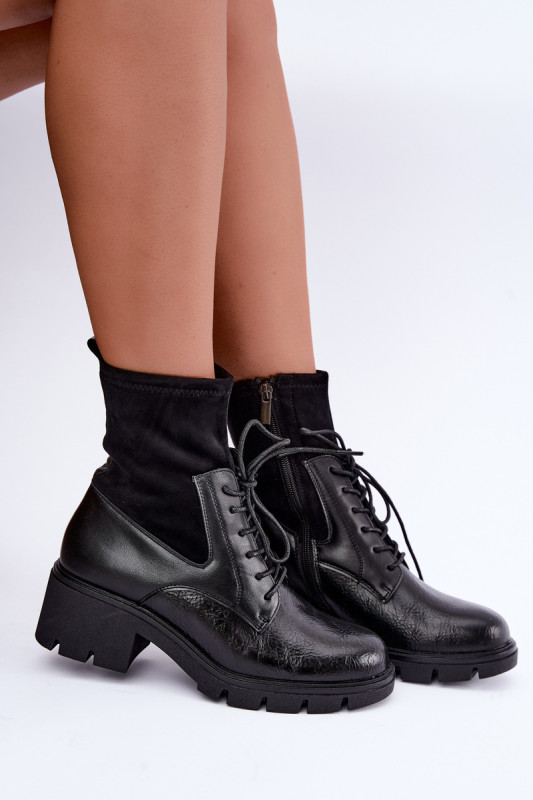 Schwarze gefütterte Stiefelette mit Blockabsatz