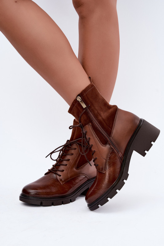 Braune Stiefelette mit Blockabsatz aus Kunstleder
