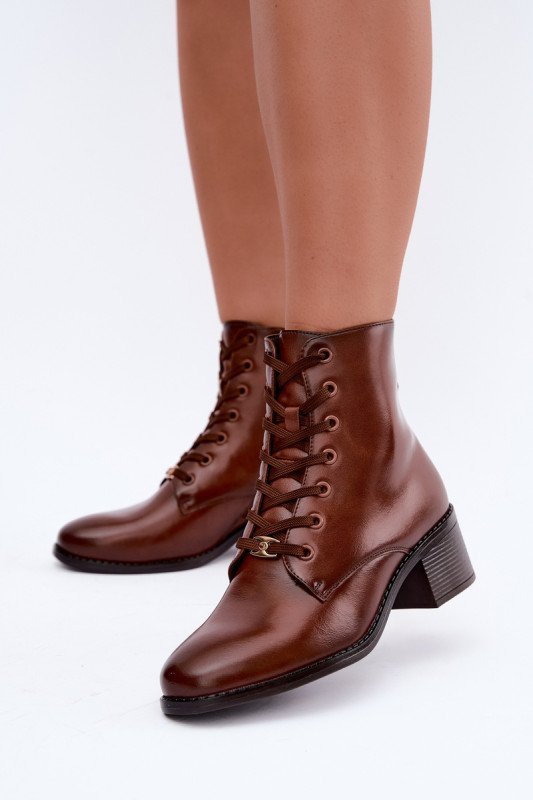Gefütterte braune Schnür-Stiefelette mit Blockabsatz