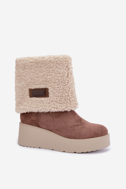 Beige Schneestiefel mit Keilabsatz und umgeschlagenem Schaft