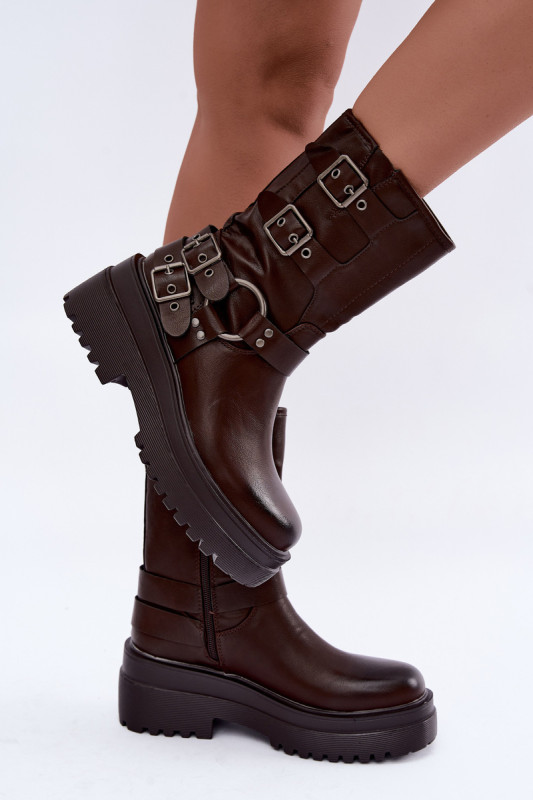 Braune Stiefelette mit Plateau und Schnallen
