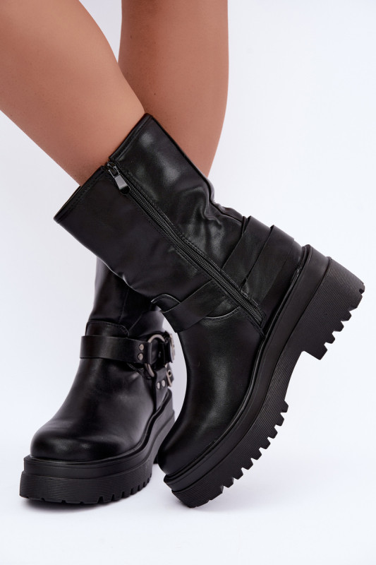Schwarze Stiefelette mit Plateau und Schnallen