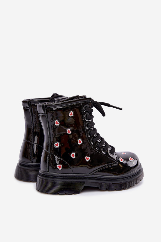 Lackierte gefütterte Stiefelette mit Herzchen