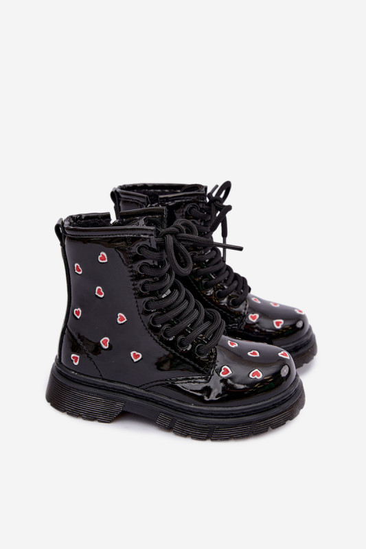 Lackierte gefütterte Stiefelette mit Herzchen