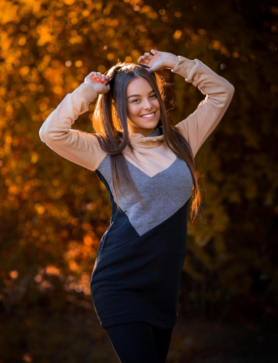 Verlängerte Sweatshirt mit Kapuze beige/grau/schwarz