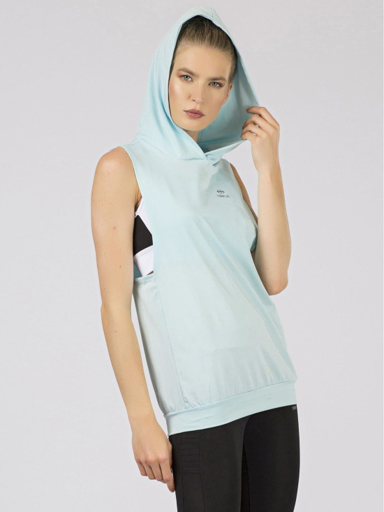 Helle blaue Sportbluse TOMMY LIFE