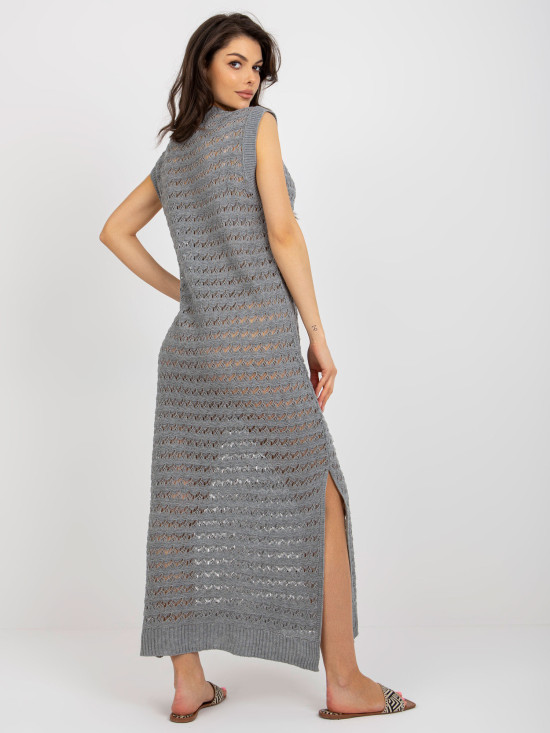 Graues Sommer-Maxikleid aus Strick