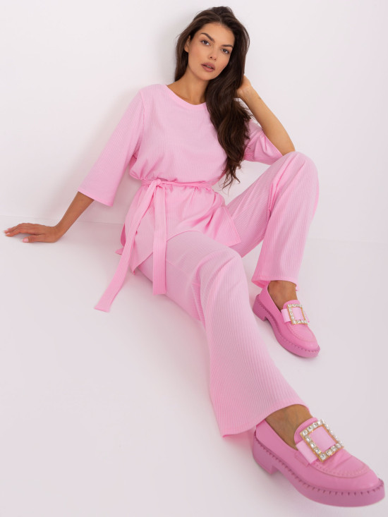 Helle rosa Damen-Casual-Set mit weiten Hosen