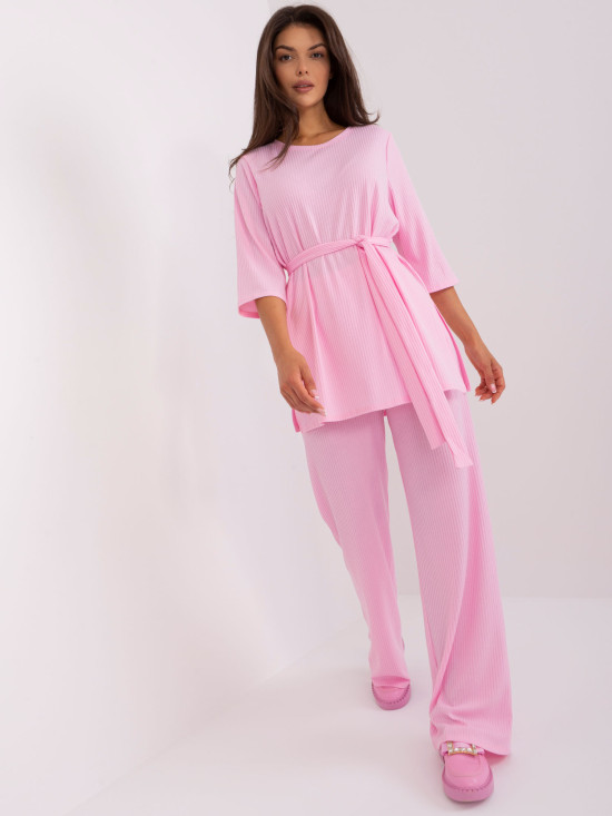 Helle rosa Damen-Casual-Set mit weiten Hosen