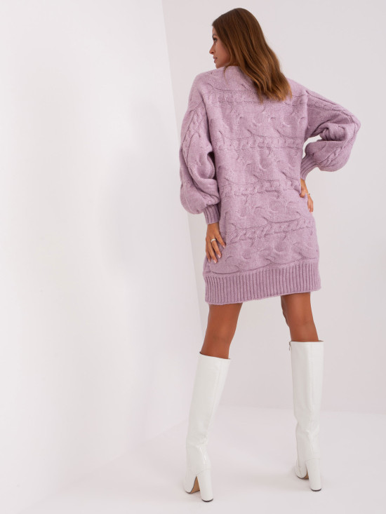 Helle lila Oversize-Strickkleid