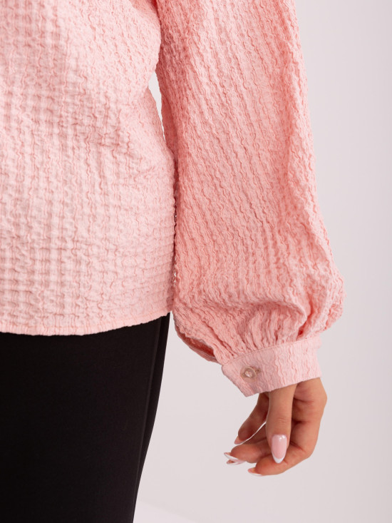 Helle rosa Bluse mit Kragen