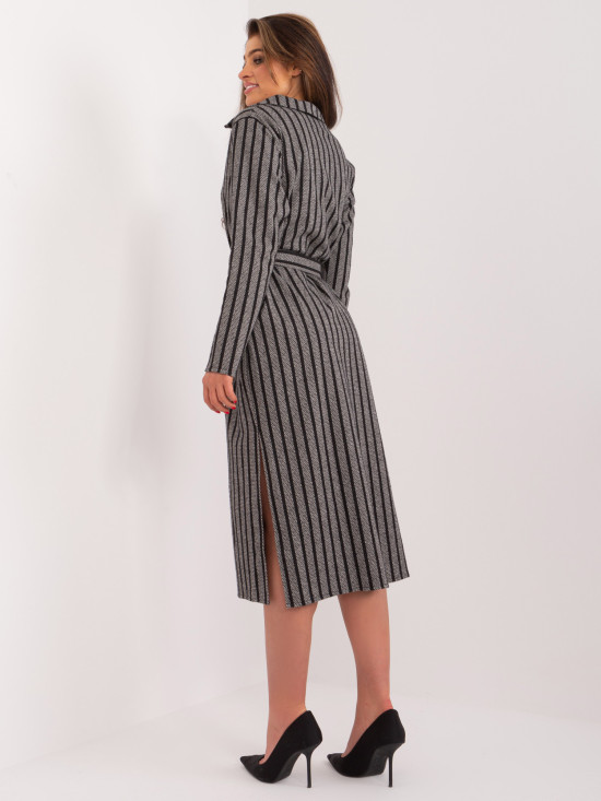 Elegantes Midi-Kleid mit Streifen