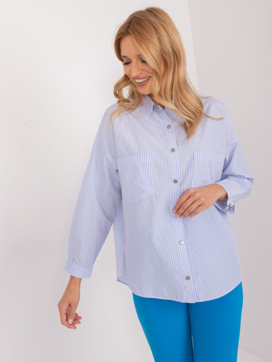 Klassische weiße Bluse mit blauen Streifen