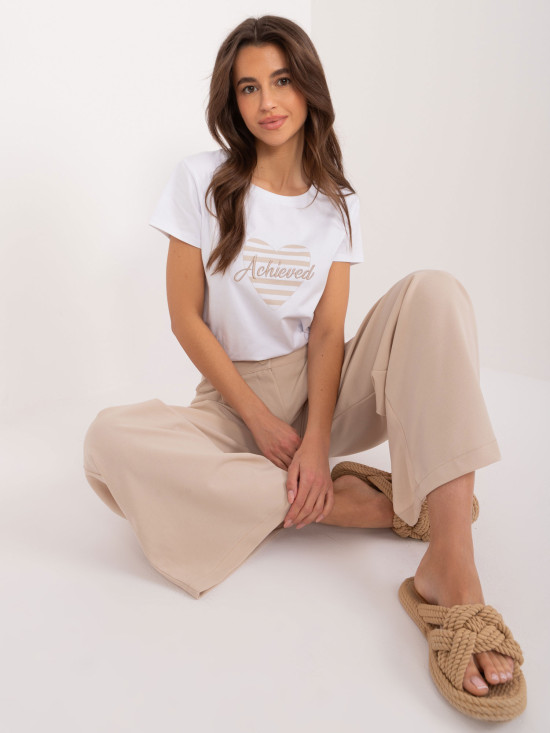 Weißes T-Shirt mit kurzen Ärmeln