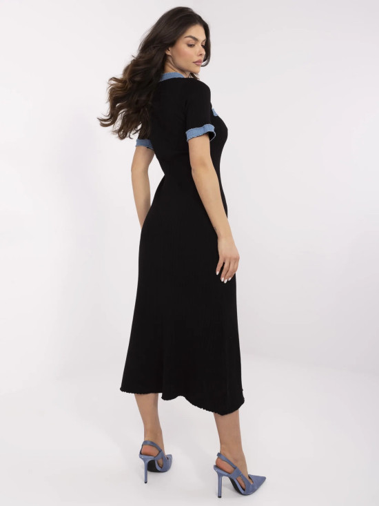 Elegantes schwarzes Midi-Kleid