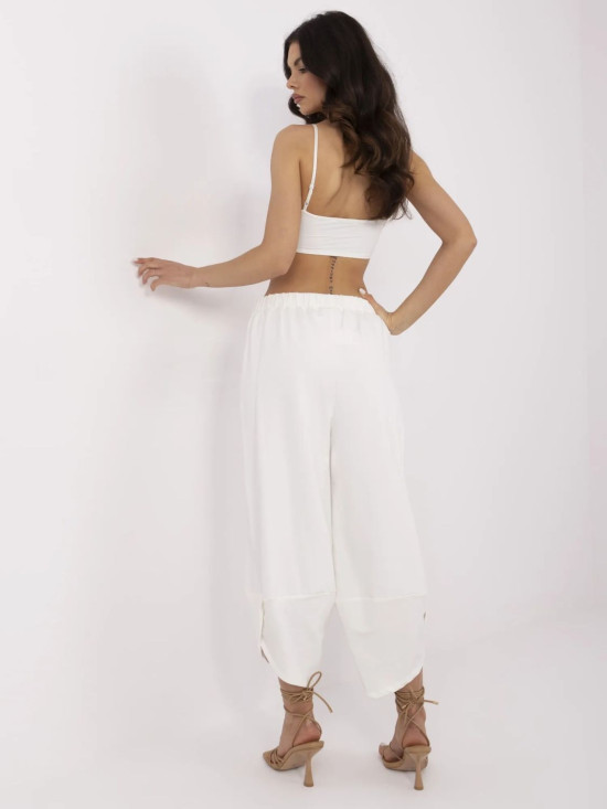 Stylische Jogginghose in Ecru