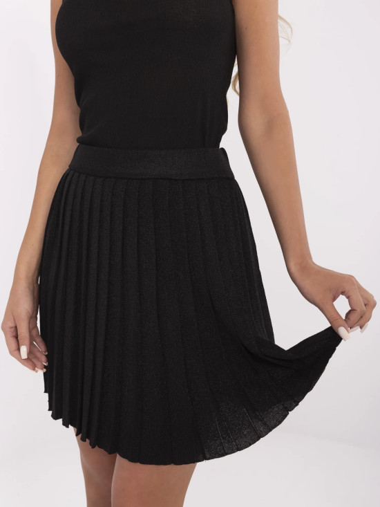 Stylischer schwarzer Minirock