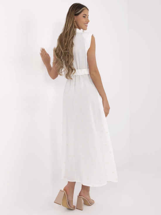 Weiße ausgestellte Kleid mit Stickerei