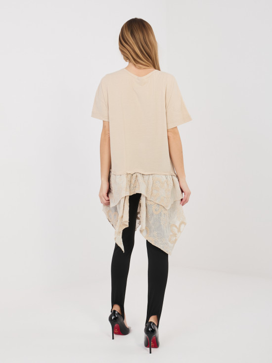 Beige Baumwollbluse mit kurzen Ärmeln und Volant