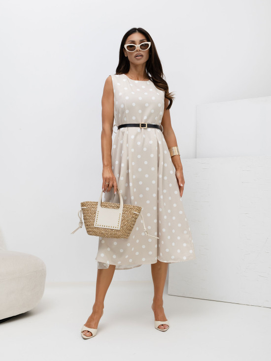 Beiges Midi-Kleid mit Punkten und Gürtel