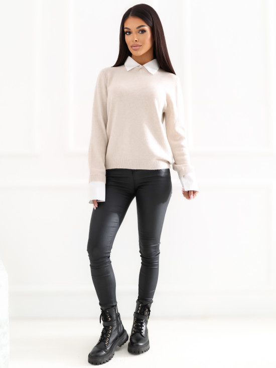 Beiger eleganter Pullover mit Kragen