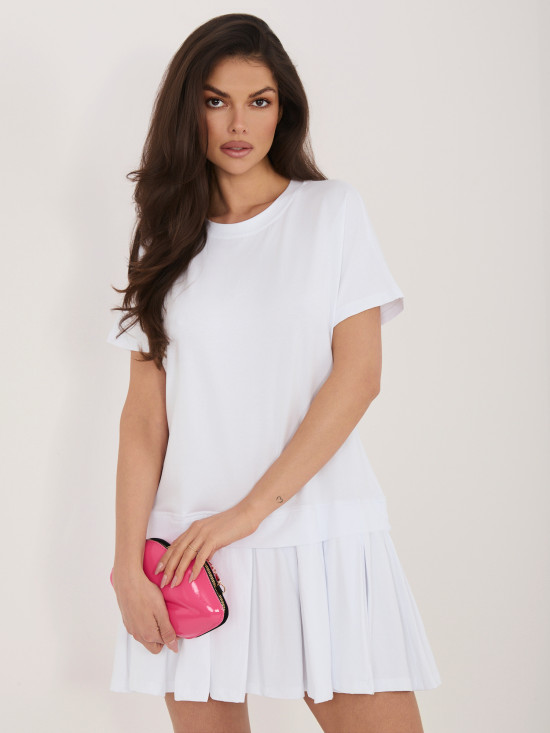 Weißes ausgestelltes Minikleid mit kurzen Ärmeln