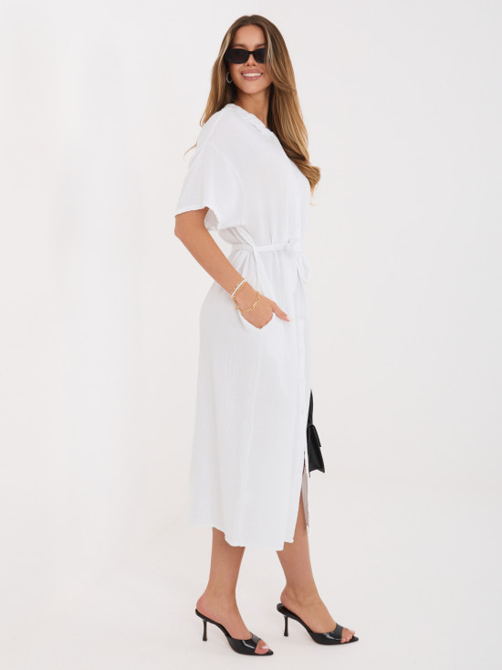 Weißes ausgestelltes Midi-Kleid mit Gürtel und Taschen