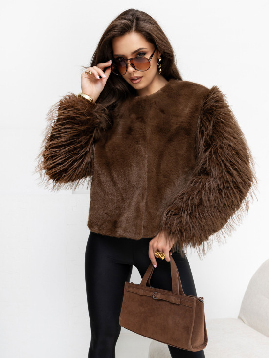 Elegante braune Felljacke