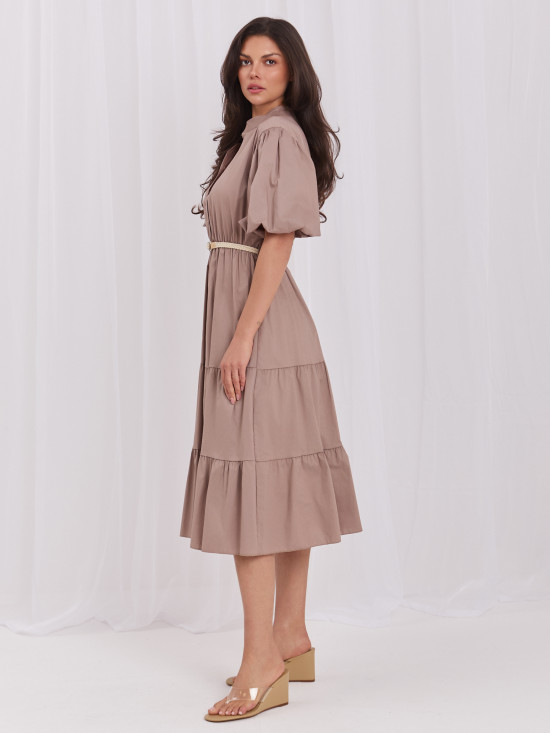 Braunes ausgestelltes Midi-Kleid mit Gürtel und Volant
