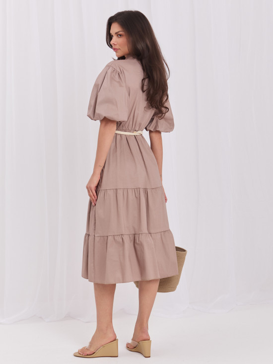 Braunes ausgestelltes Midi-Kleid mit Gürtel und Volant