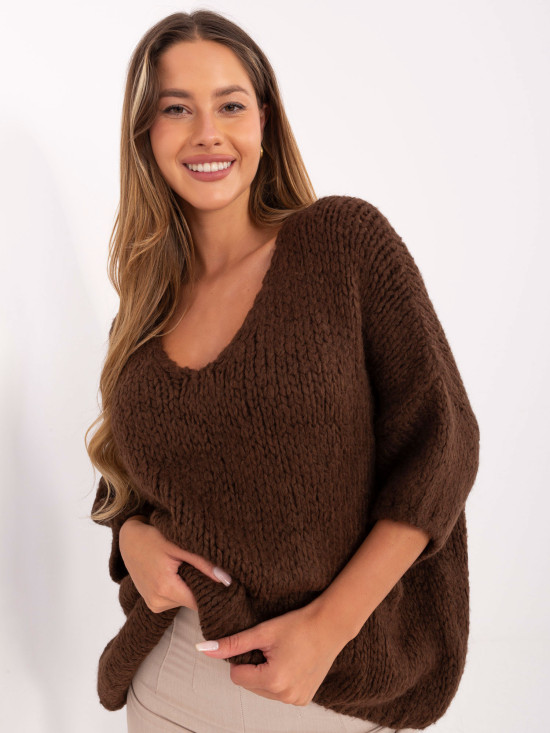 Brauner Pullover mit 3/4 Ärmeln
