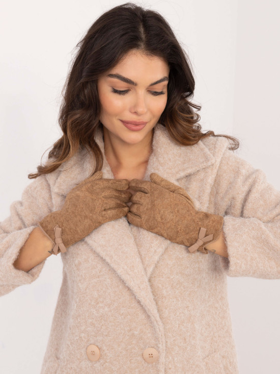 Braune Handschuhe mit warmer Fütterung