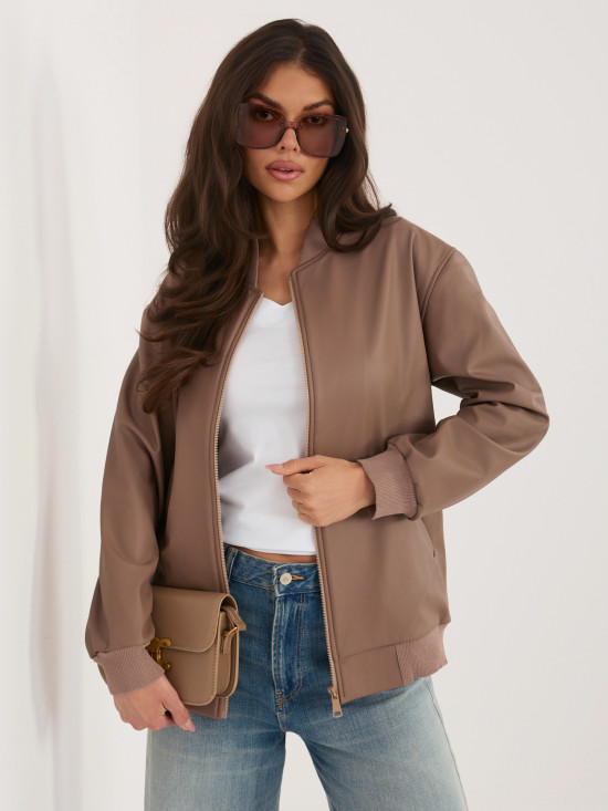Beige Übergangsjacke aus Kunstleder mit Stehkragen
