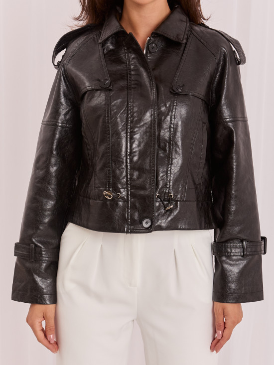 Schwarze Kunstlederjacke mit Kragen