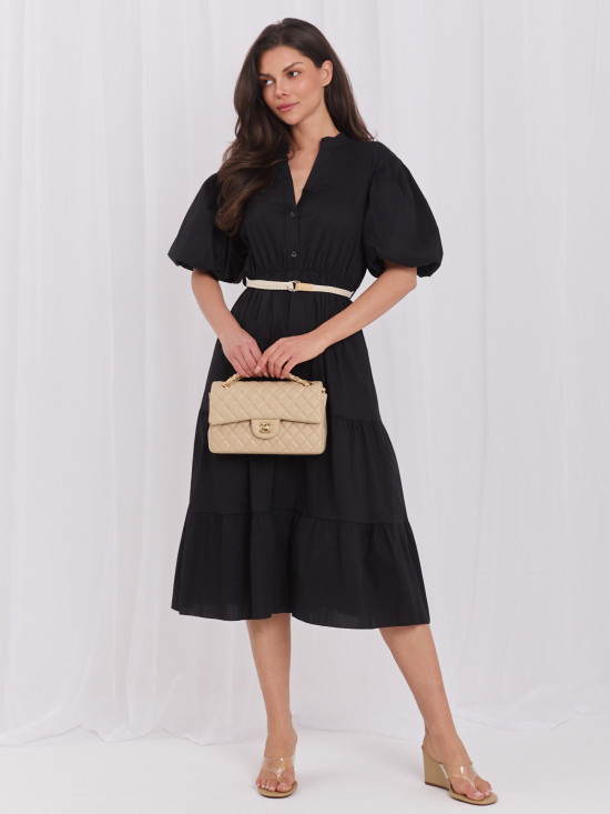 Schwarzes ausgestelltes Midi-Kleid mit Gürtel und Volant