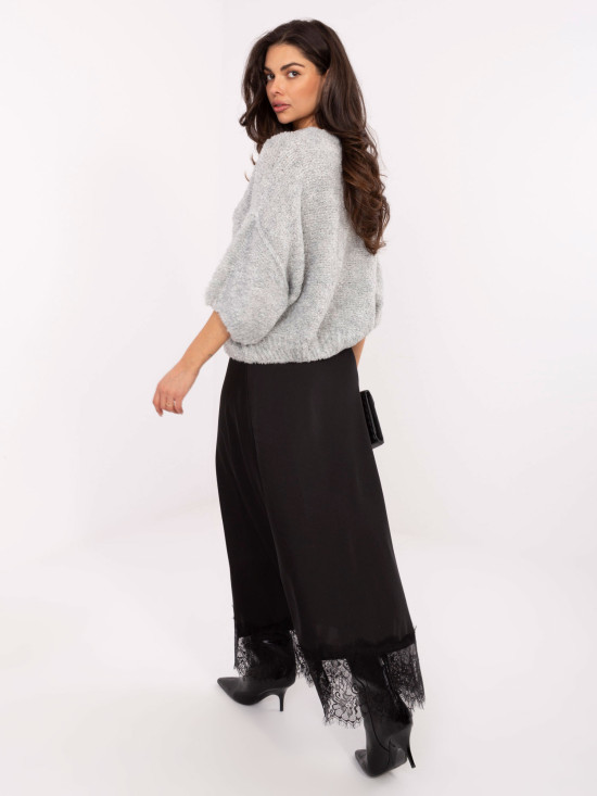 Schwarzer Maxi-Rock mit Spitze