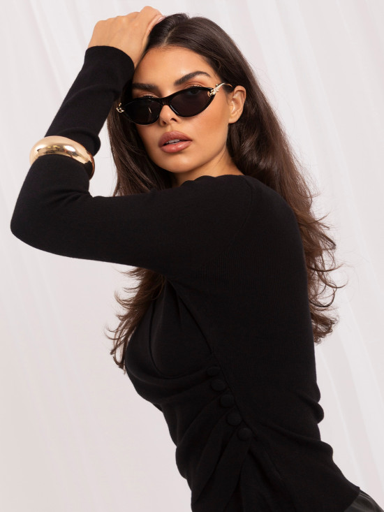 Eleganter schwarzer Pullover mit Wickelausschnitt