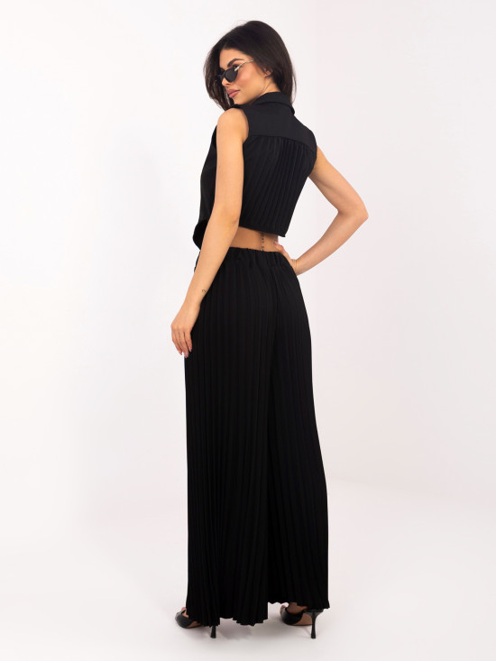 Elegantes schwarzes Set mit Weste und Hose