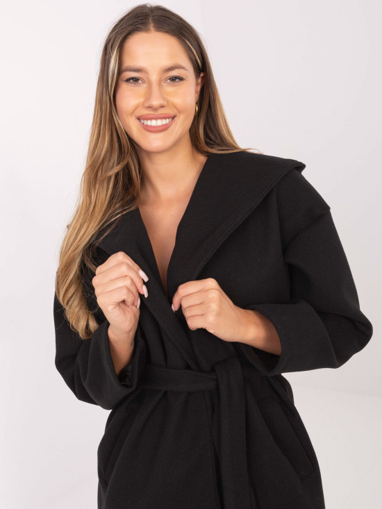 Schwarzer Übergangsmantel mit Kapuze und Gürtel